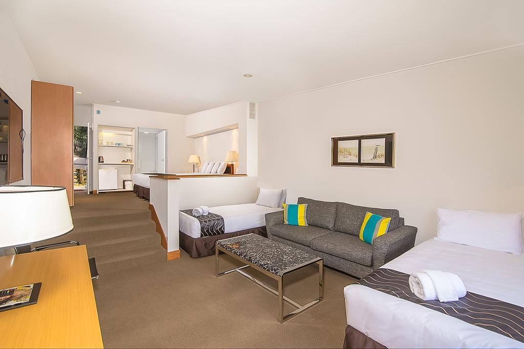 Pacific Hotel 3*
